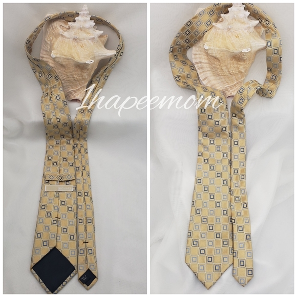 Michael Kors Silk Tie - Picture 3 of 9